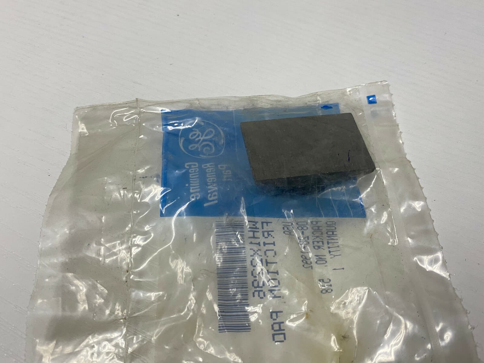 New OEM GE Washer Friction Pad WH1X2296 — thumbnail 2