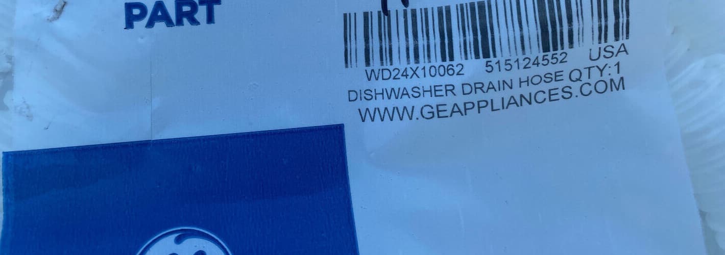 New Genuine OEM GE  Dishwasher Drain Hose  WD24X10062 — thumbnail 2