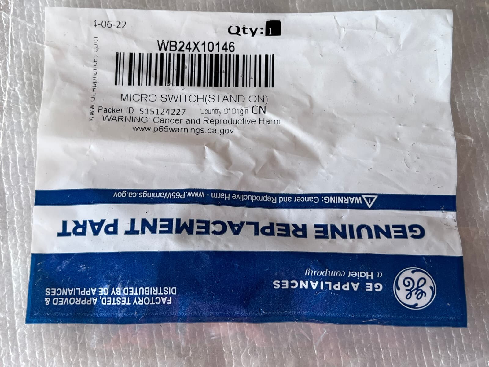 New Genuine GE Microwave Door Interlock Switch WB24X10146 — thumbnail 3