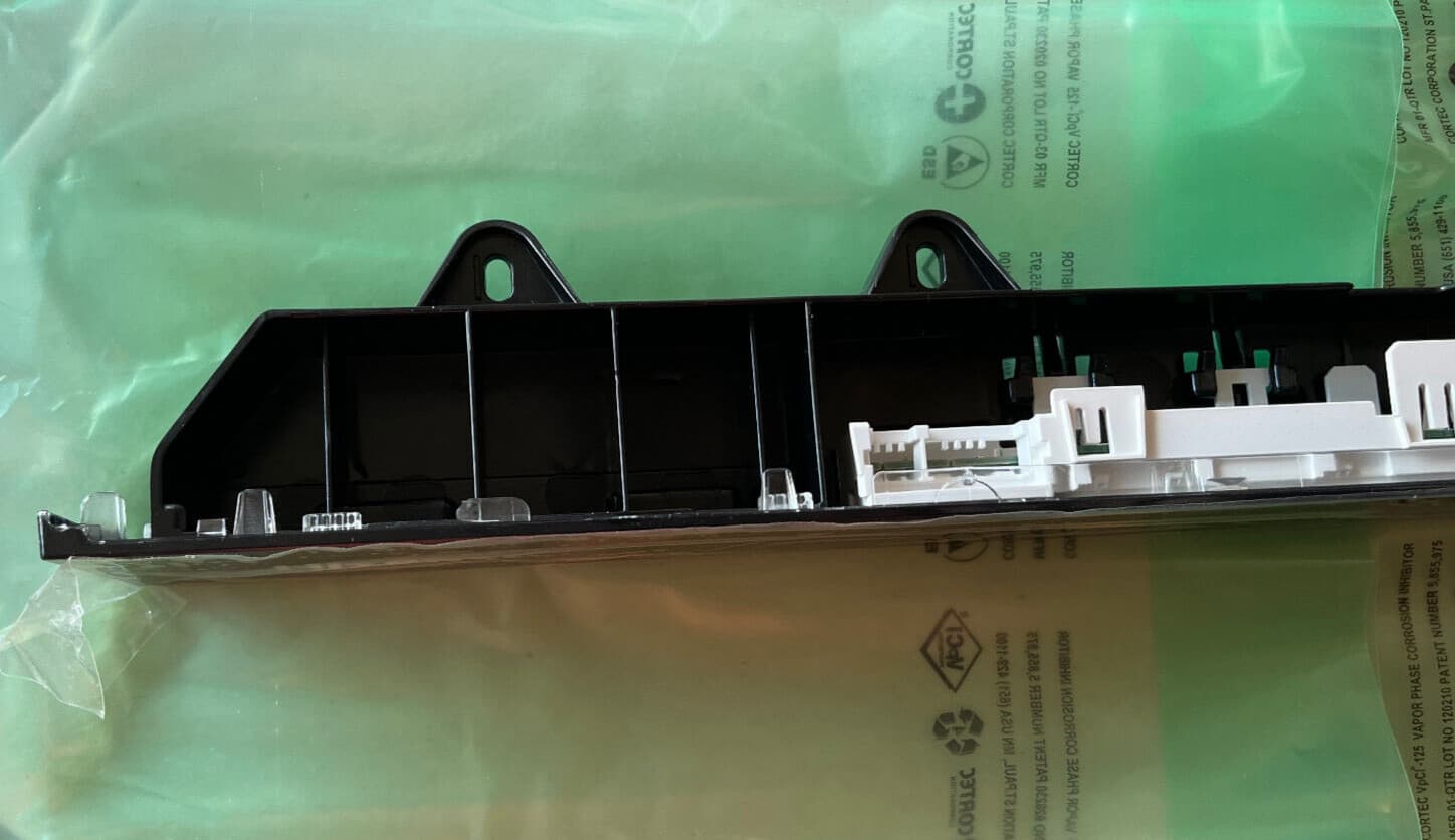 New Genuine Hisense User Interface 838142 — thumbnail 2