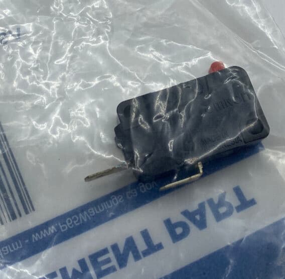 New Genuine OEM GE Microwave Door Switch WB24X830 — thumbnail 3