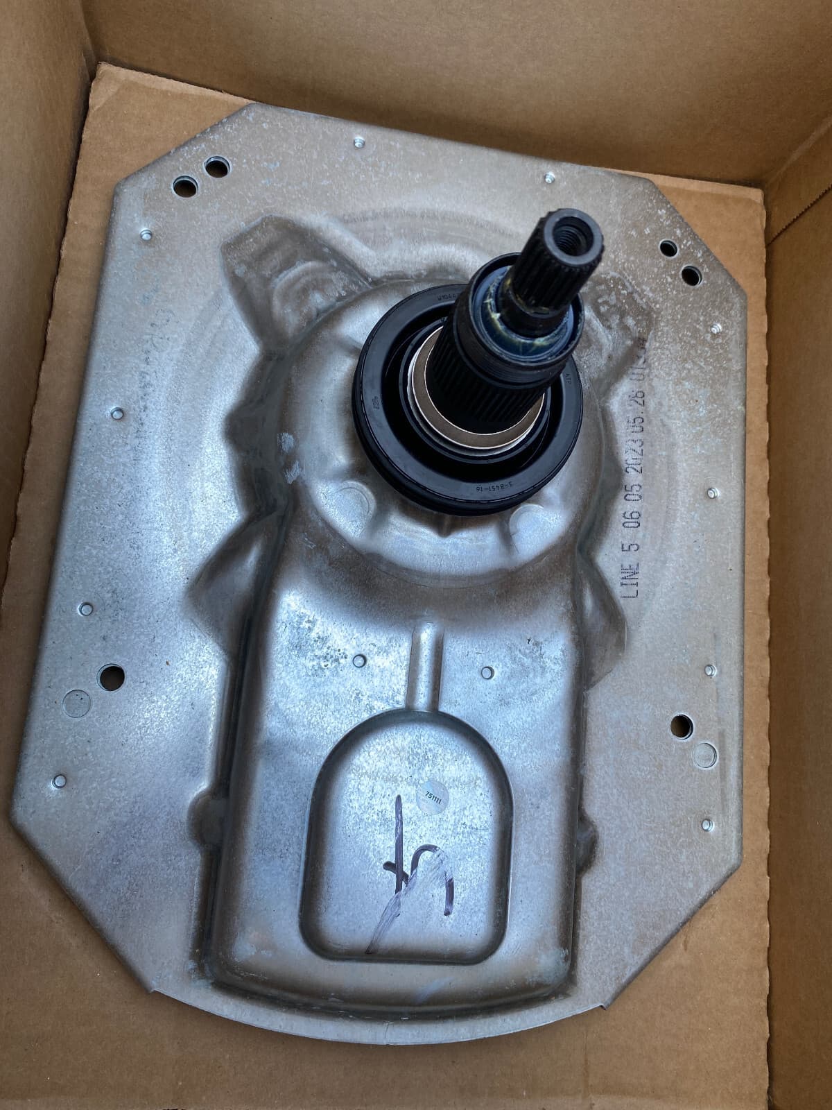 New Genuine OEM Whirlpool  Washer Gear Case W11449840
