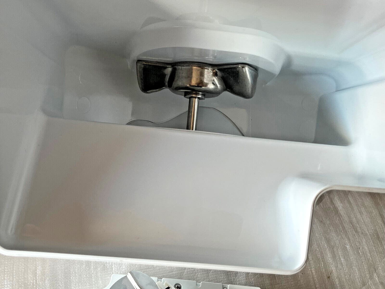 New Genuine GE Ice Bucket & Motor Kit WR49X10322 — thumbnail 4