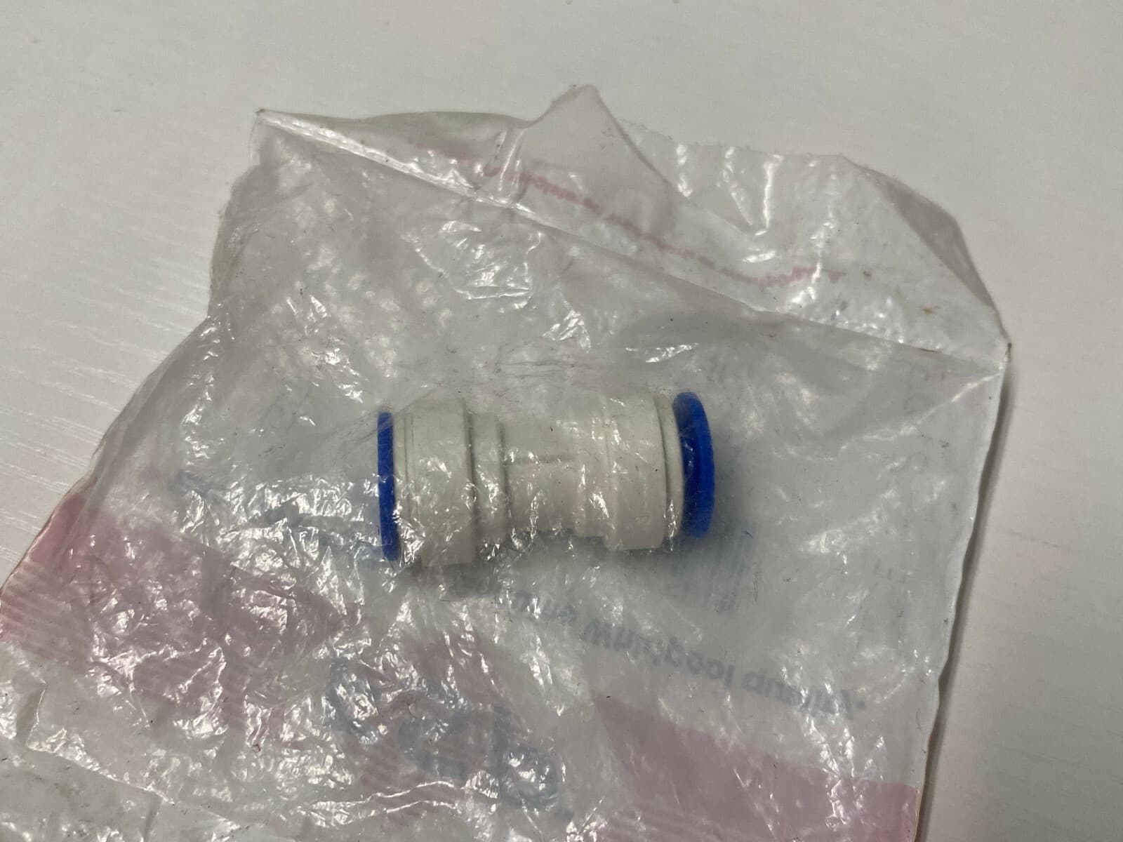 NEW  Whirlpool Water Line Union 2300868 — thumbnail 2