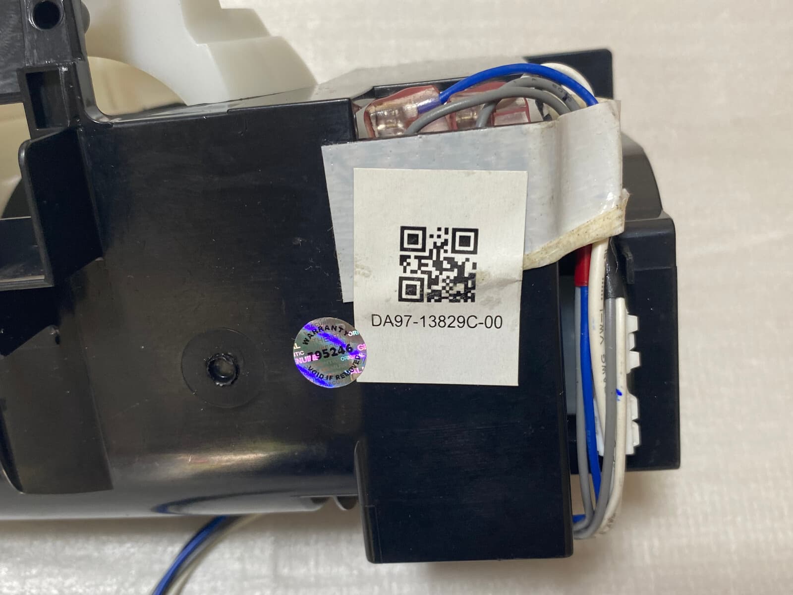 Genuine OEM Samsung Refrigerator Ice Dispenser DA97-13829C — thumbnail 2