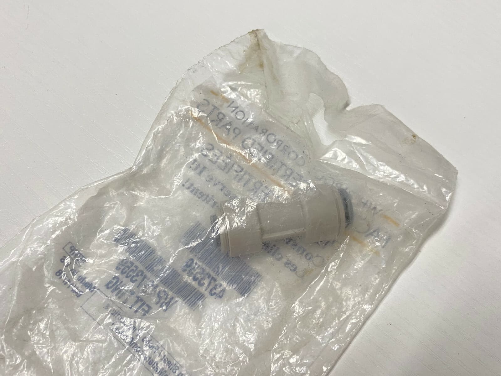 Genuine OEM Whirlpool Water Dispenser Hose Connector WP4373559 — thumbnail 2