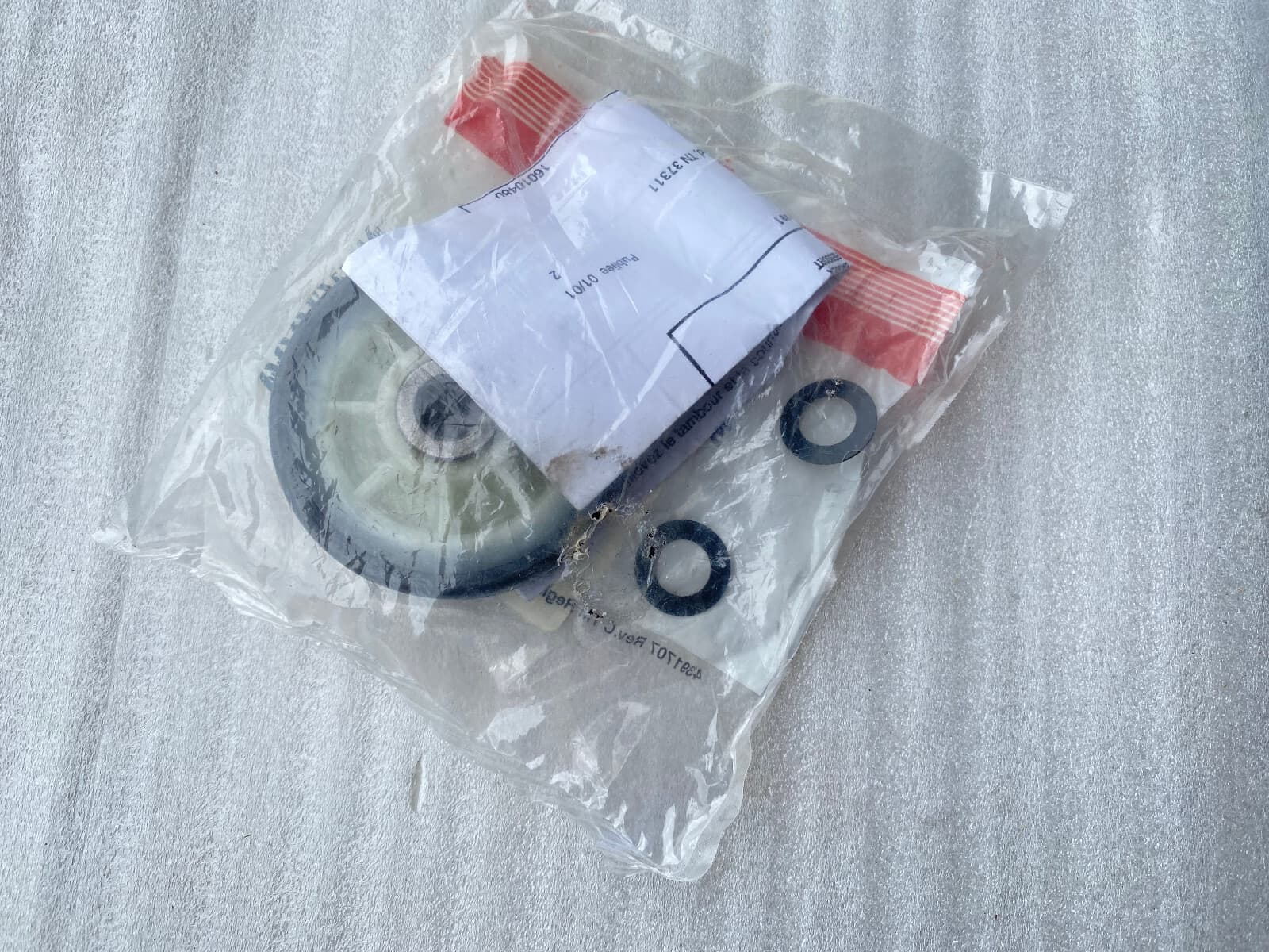 NEW Genuine OEM  Whirlpool Dryer Drum Support Roller MDG6800AW 12001541 — thumbnail 14