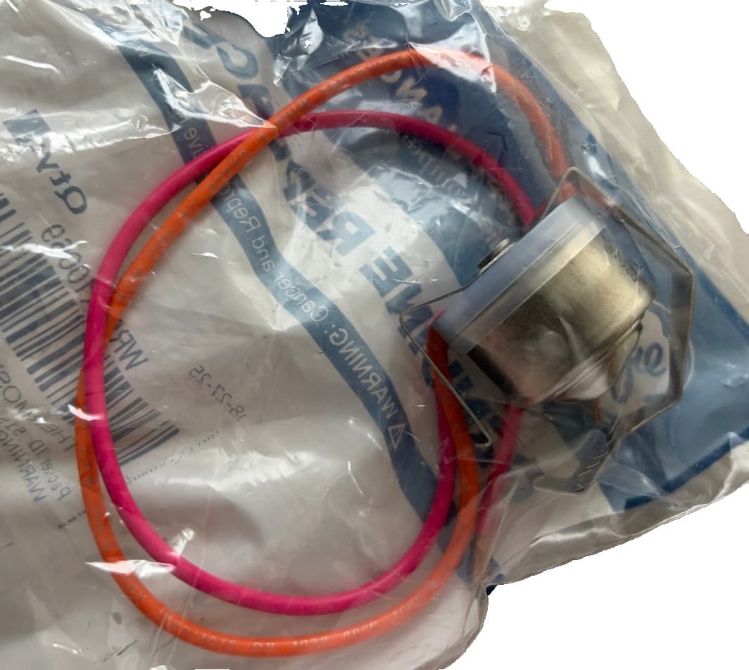 WR50X10069 OEM GE Refrigerator Defrost Thermostat  New Genuine — thumbnail 2