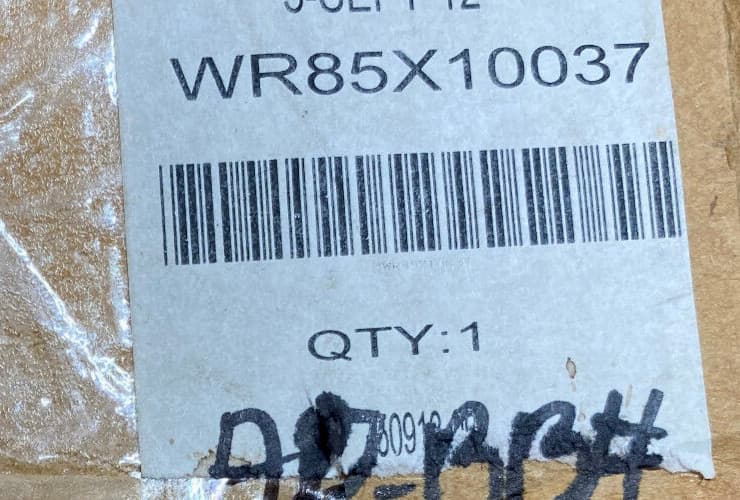 New Genuine OEM GE Refrigerator Evaporator Kit WR85X10037 — thumbnail 4