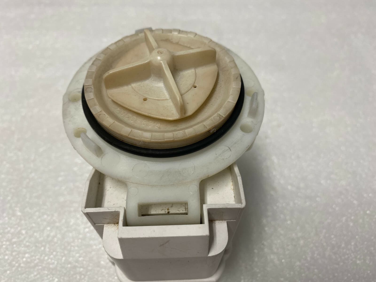 175D3834P001  OEM GE Washer Pump