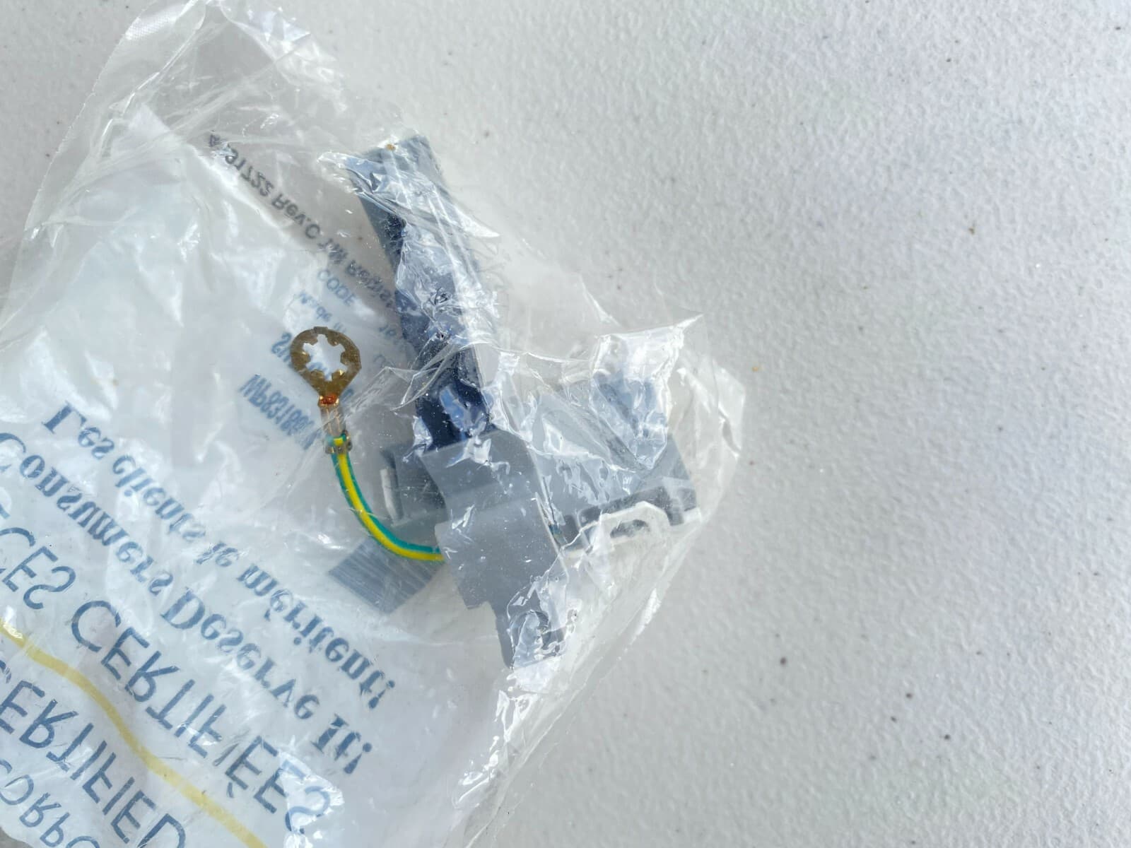 NEW Genuine OEM Whirlpool Washer Lid Switch  WTW5540SQ0	WP8318084 — thumbnail 7