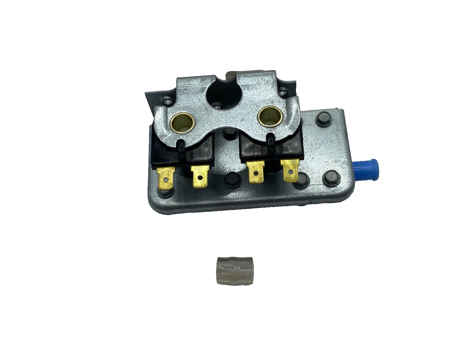 NEW Genuine OEM Whirlpool  Washer Water Inlet Valve 358276 WP358276 — thumbnail 4