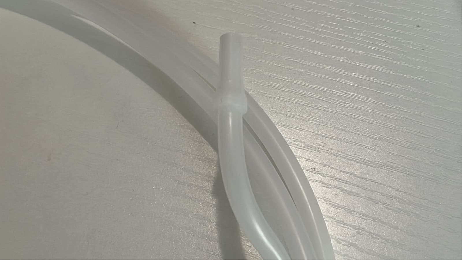New Genuine OEM Frigidaire Refrigerator Water Reservoir BFHS2611LM0 242220506 — thumbnail 2