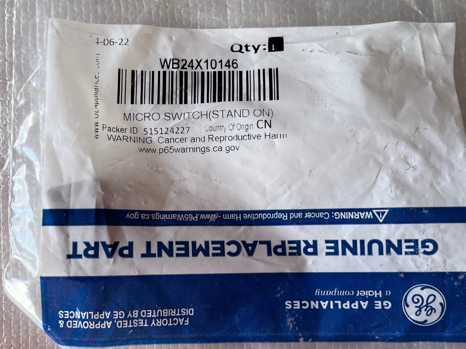 New Genuine GE Microwave Door Interlock Switch WB24X10146 — thumbnail 2