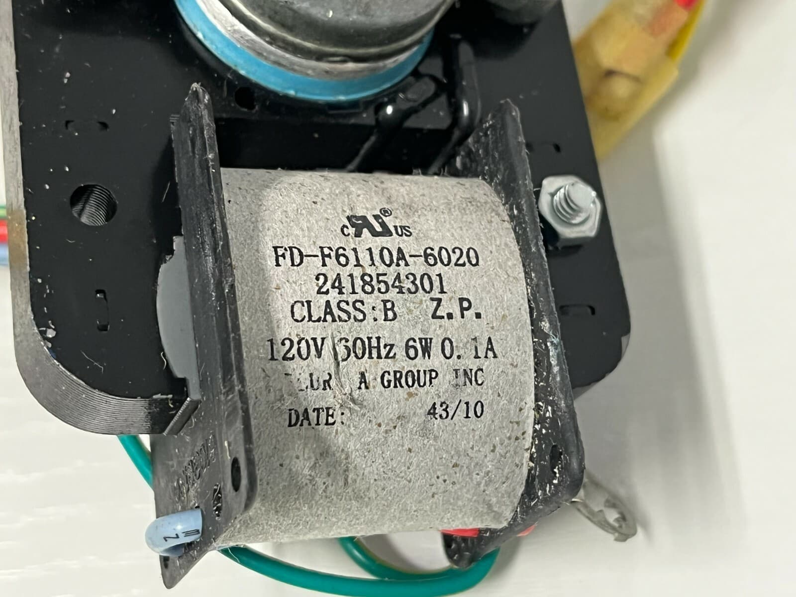 Genuine OEM Frigidaire Refrigerator Evaporator Fan Motor 241854301 — thumbnail 9