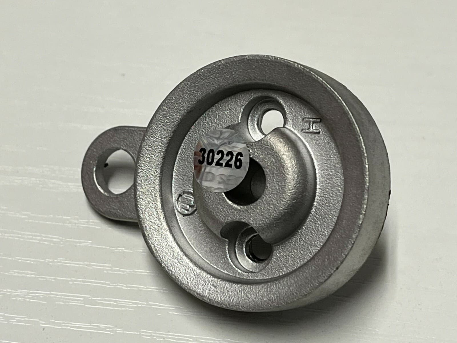 NEW Genuine OEM GE Gas Range Burner Base  JGP328BEC1BB WB16T10031