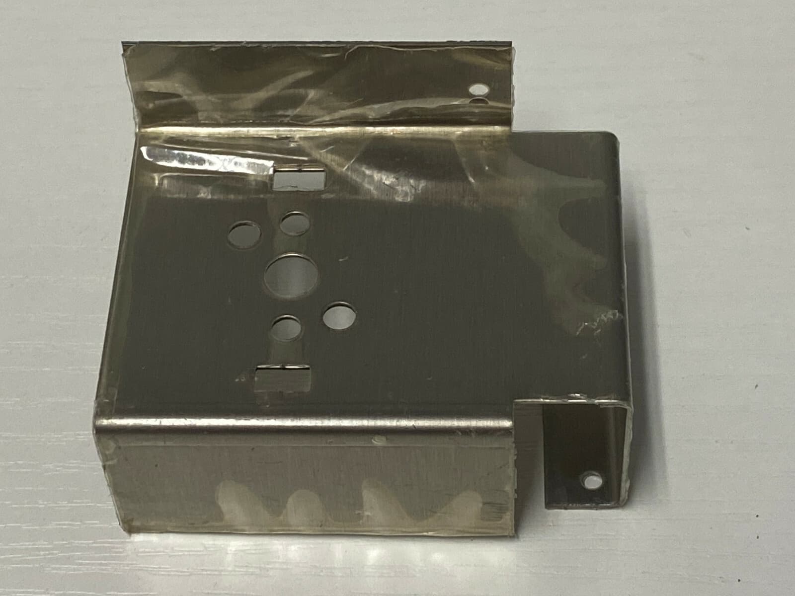 Genuine OEM Bosch Bracket 961787 — thumbnail 4