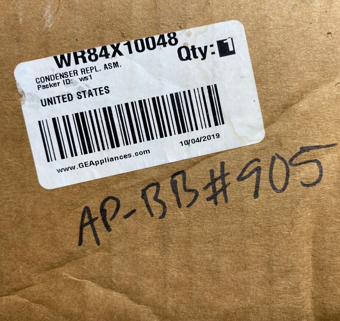New Genuine OEM GE  Refrigerator Condenser Coil ZISB420DMC  WR84X10048 — thumbnail 3