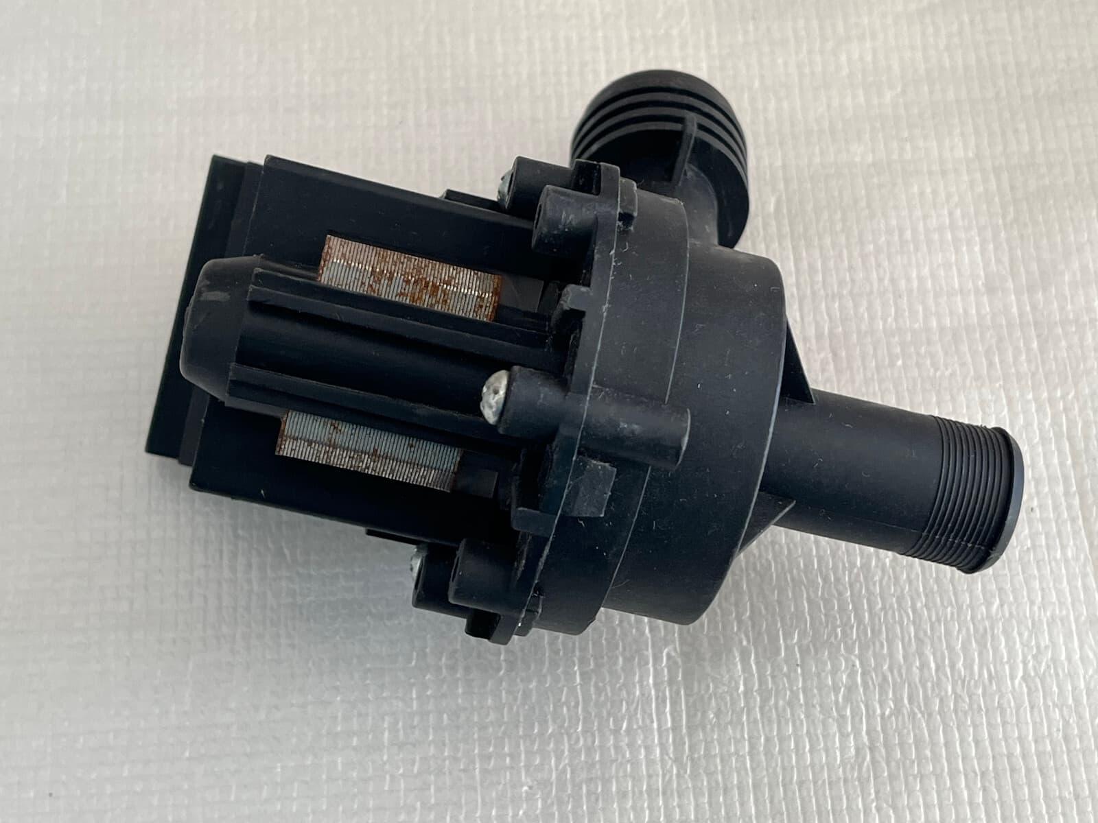 Genuine Frigidaire Dishwasher Drain Pump Assembly 154640201 — thumbnail 2