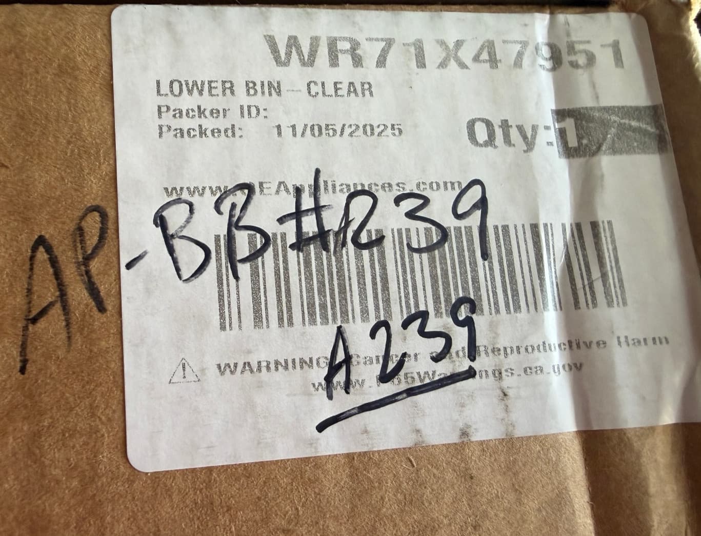 WR71X47951 OEM GE Refrigerator Lower Bin-Clear New Genuine — thumbnail 3