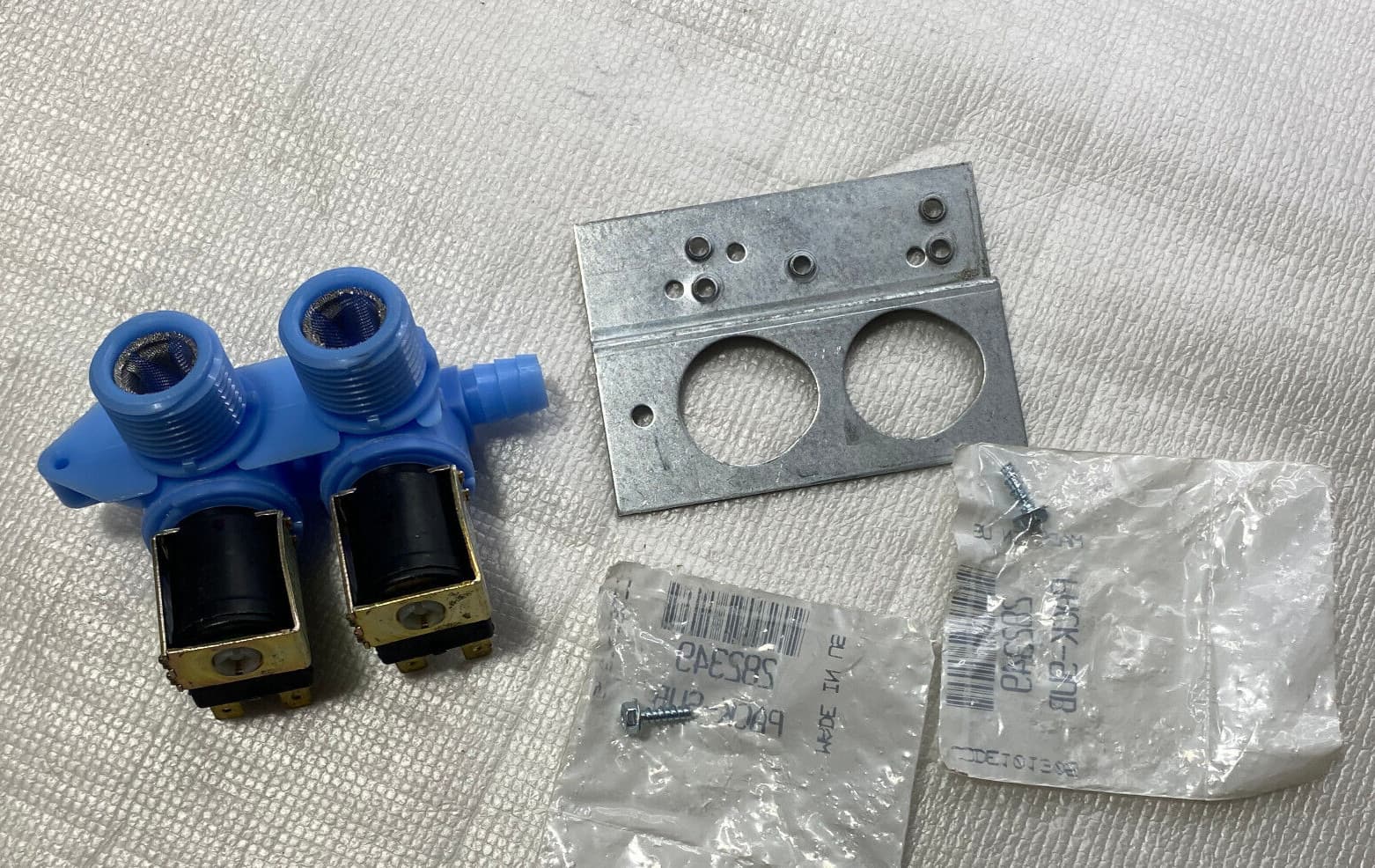 New Genuine  OEM Whirlpool Washer Water Inlet Valve 285805 — thumbnail 12