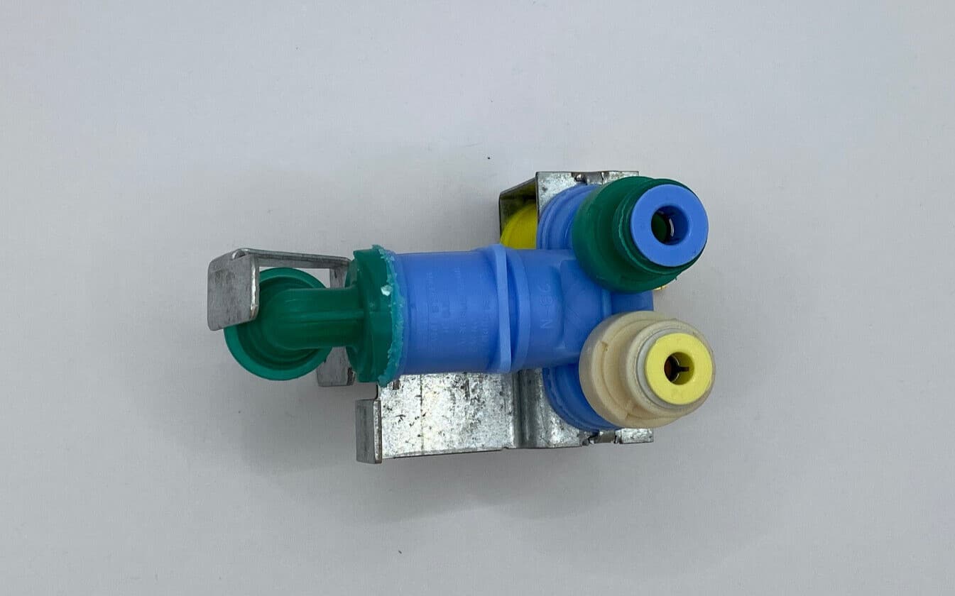 Genuine Whirlpool  Refrigerator Water Inlet Valve WPW10420083 — thumbnail 3