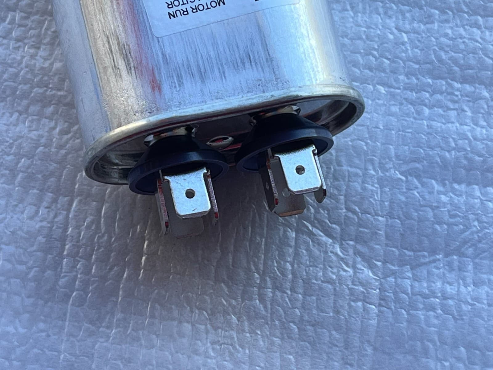HVAC S1-CAP37100F Single Flat Capacitor 370V 10uF Pack(2) — thumbnail 3