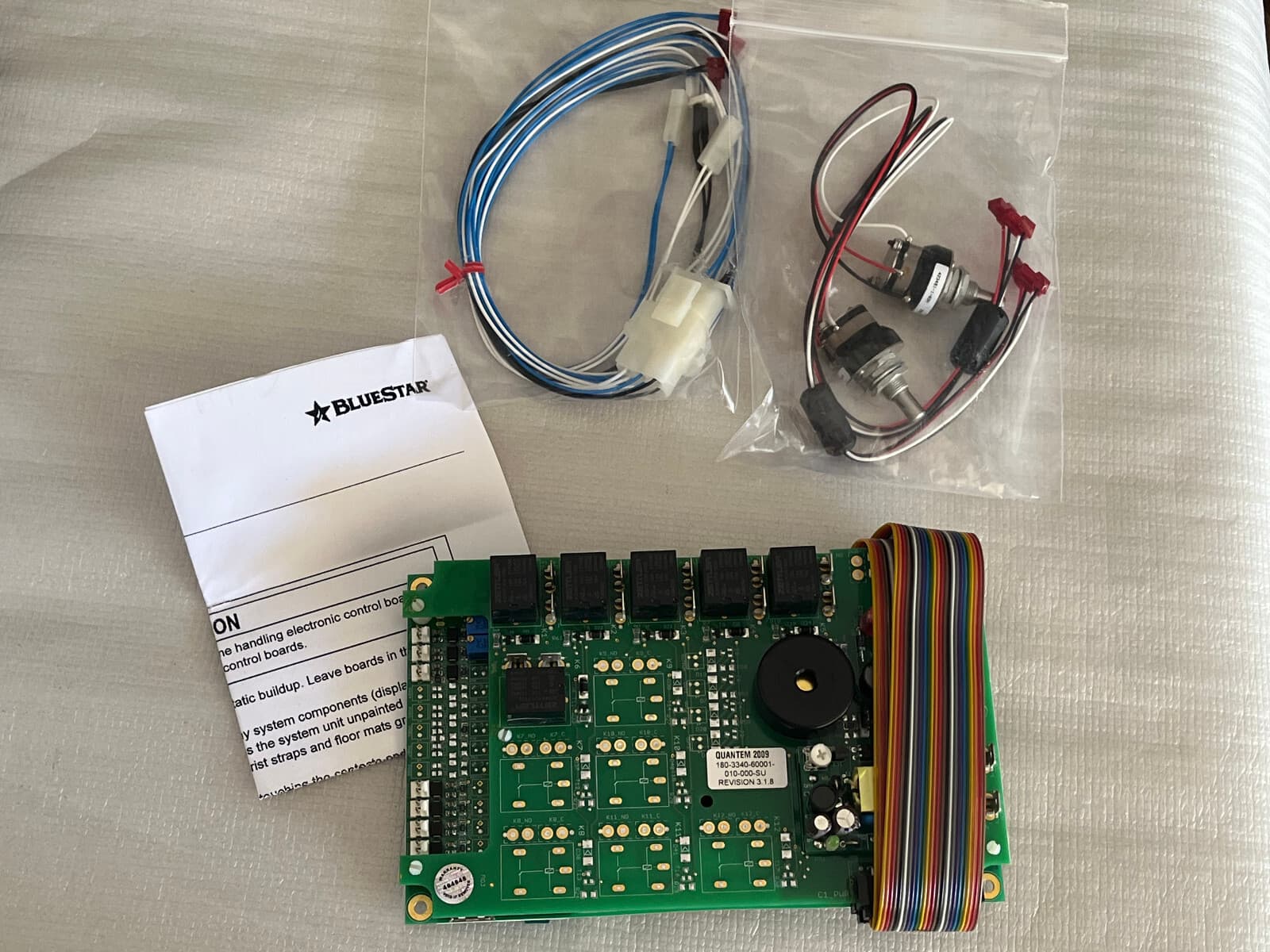 New Genuine BlueStar Oven Control  Touchscreen Kit 799770 — thumbnail 2