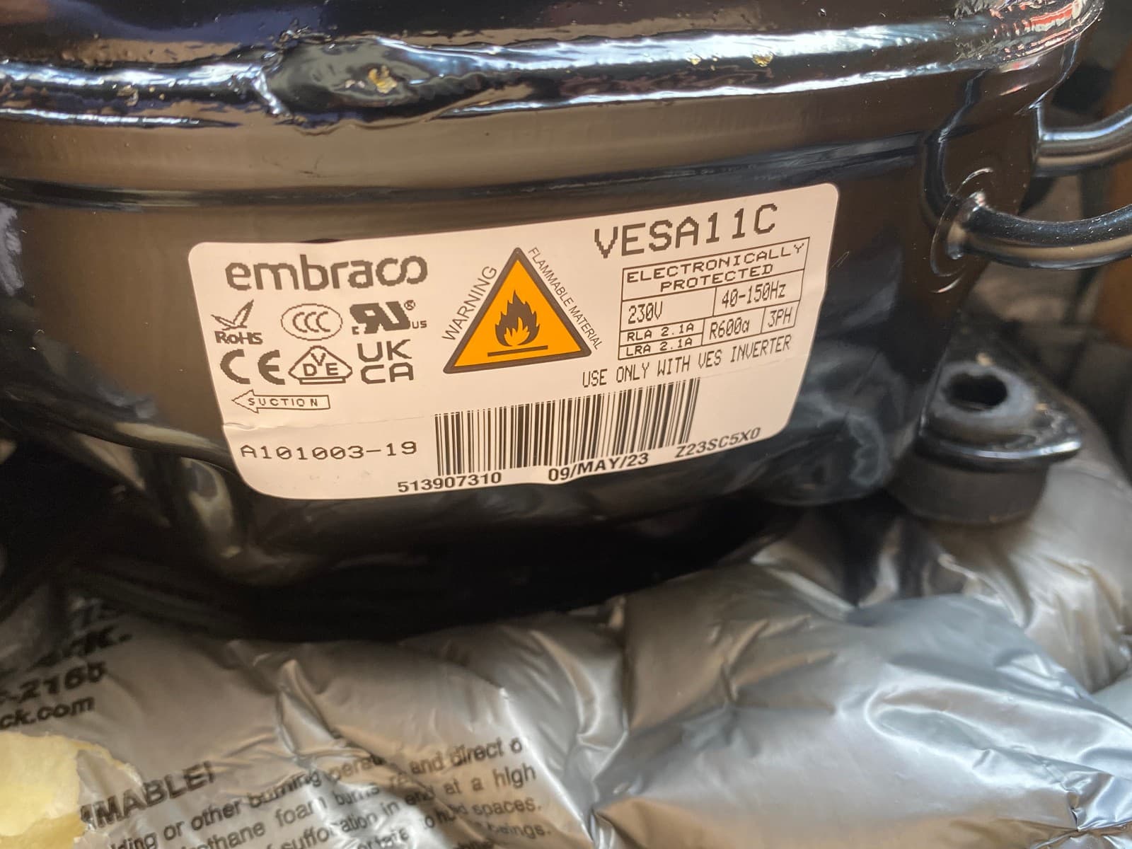 New Genuine OEM Frigidaire Refrigerator Compressor VESA11C 5304530688 — thumbnail 3