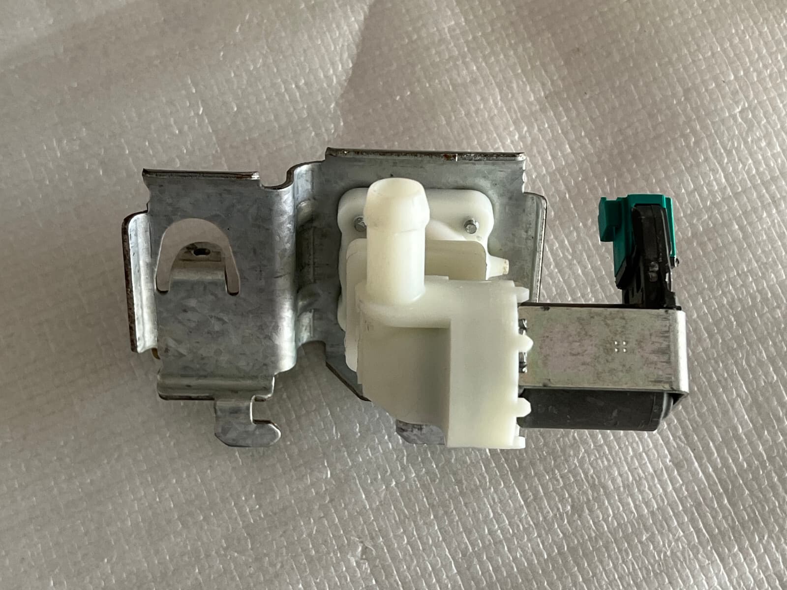 OEM Whirlpool Fill Valve Assembly W10158387