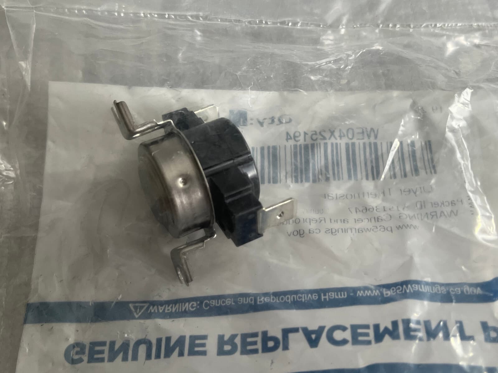 New Genuine GE  Dryer Thermostat  WE04X25194