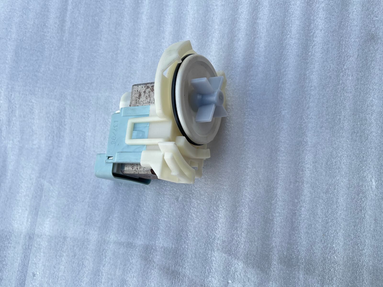 661662  OEM Whirlpool Dishwasher Drain Pump Genuine