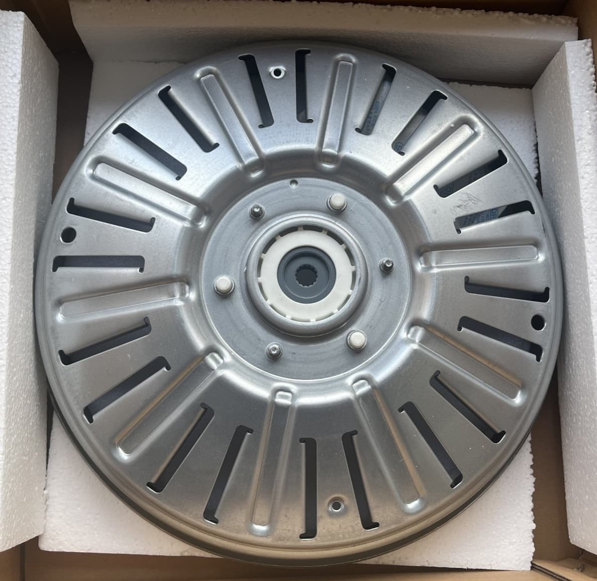 New Genuine OEM LG Washer Rotor Assembly Ccombine WT6105CW AHL76195113 — thumbnail 3