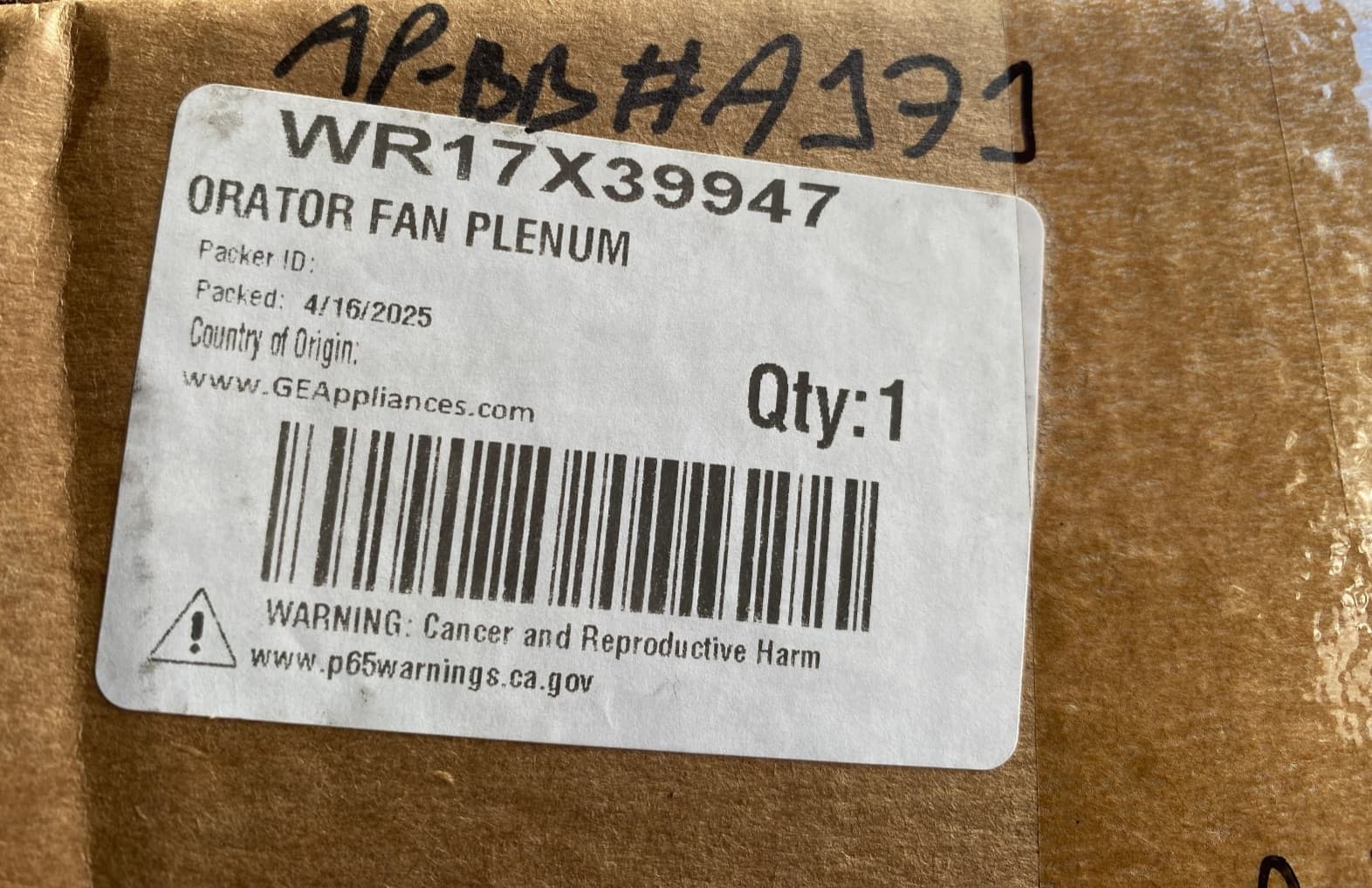 New Genuine OEM GE Refrigerator Evaporator Fan Plenum   GZS22DSJWFSS  WR17X39947 — thumbnail 2