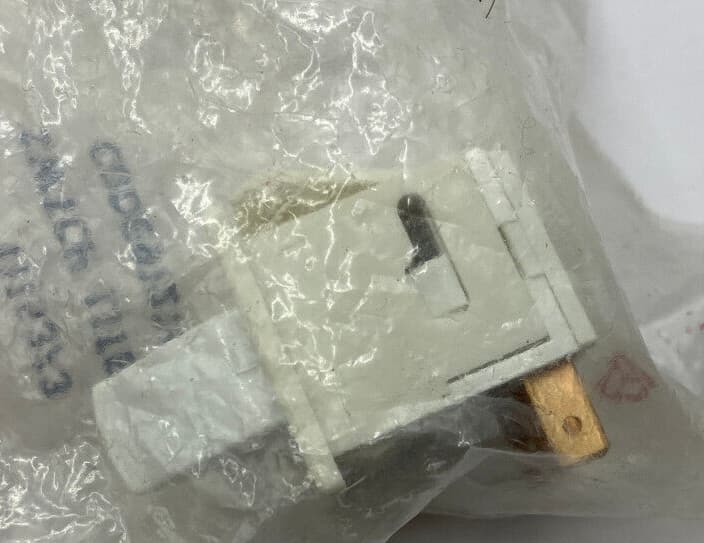 New Genuine OEM Whirlpool  Refrigerator Switch-Rocker 1115373 — thumbnail 2